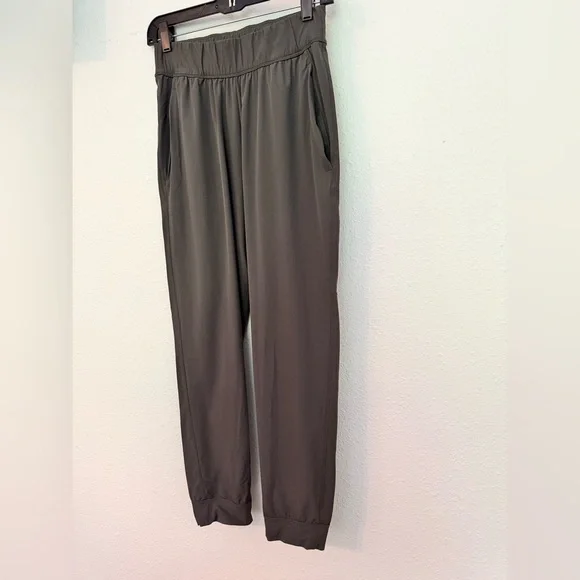 Cotopaxi Veza Adventure Jogger - Dark Gray (Women's Small) - Picture 2 of 6